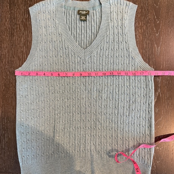 Eddie Bauer Women’s Cable Knit Sweater Vest V-neck Size Large - Picture 3 of 5